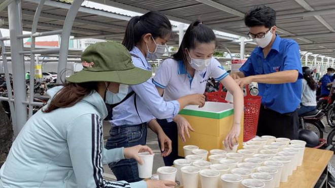 Hoa khôi Huỳnh Thuý Vi: "Giá trị tốt đẹp đến từ việc làm giản dị nhất" - 7