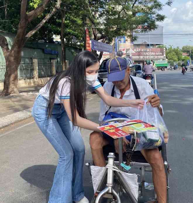 Hoa khôi Huỳnh Thuý Vi: "Giá trị tốt đẹp đến từ việc làm giản dị nhất" - 10