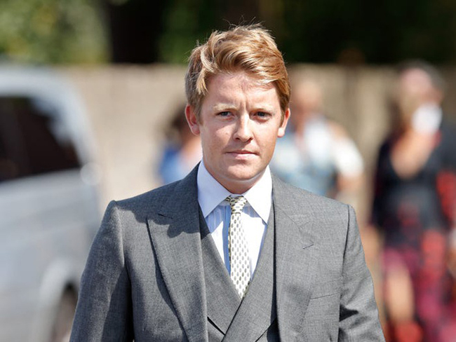 Ngoài tiền, công tước Hugh Grosveno còn được thừa hưởng bất động sản ở Belgravia and Mayfair. &nbsp;Hiện, Hugh Grosvenor sở hữu tập đoàn Grosvenor Group.