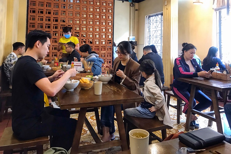 Phở là một trong những món ăn được nhiều người mong muốn thưởng thức nhất trong 3 tuần cách li xã hội.