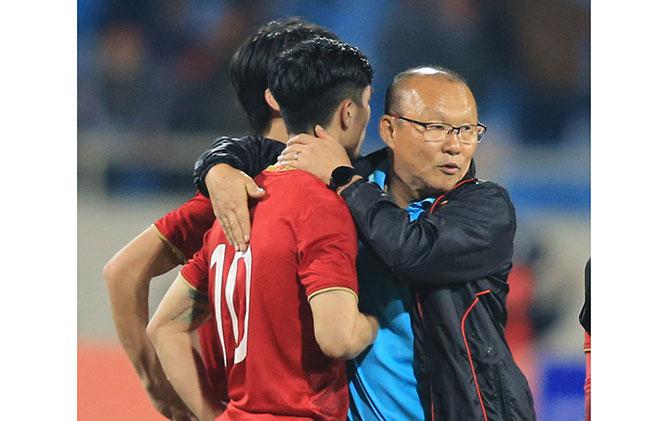 Ông Park và “bài toán” làm mới đội tuyển Việt Nam - 1