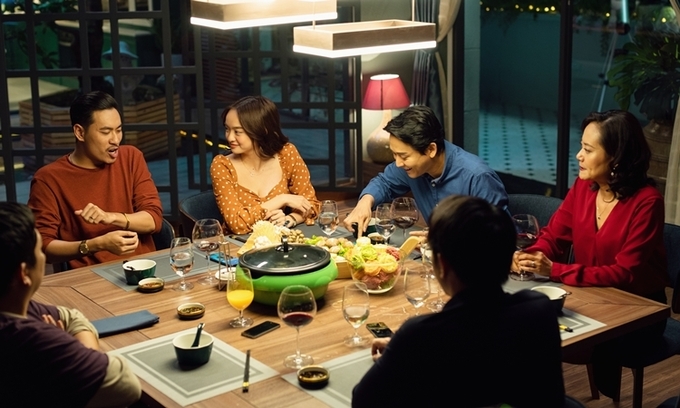 Dàn sao Việt lật tẩy bản chất của nhau trong trailer mới của "Tiệc Trăng Máu"