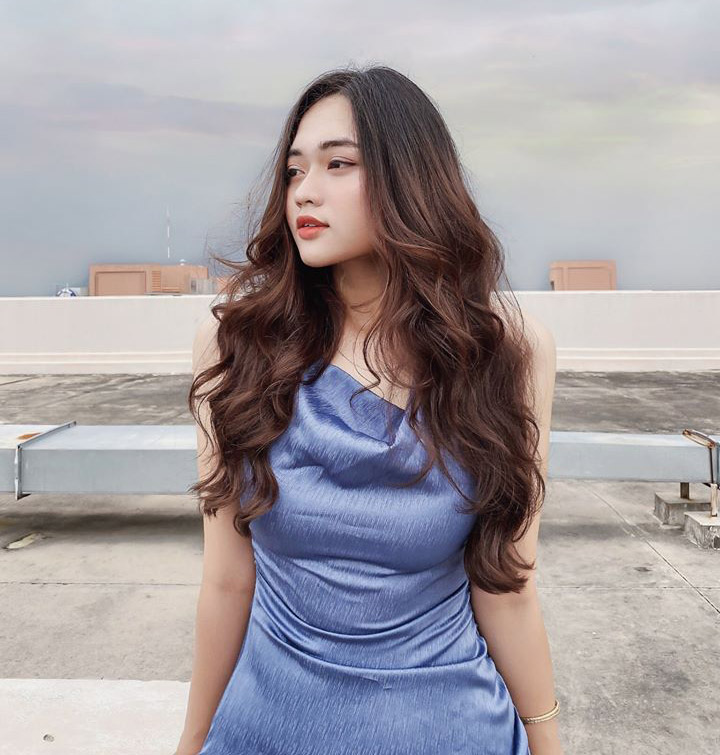 Hiện tại, Quỳnh Như nặng khoảng 60kg, số đo 3 vòng cân đối 96-70-99 (cm).