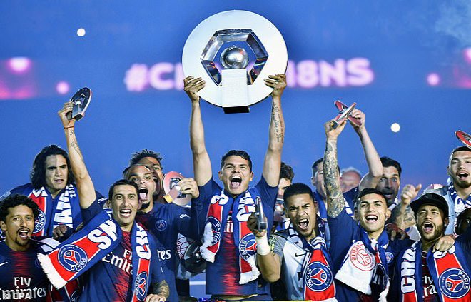 PSG chắc chắn được trao chức vô địch Ligue 1 sau khi mùa giải 2019/20 kết thúc sớm