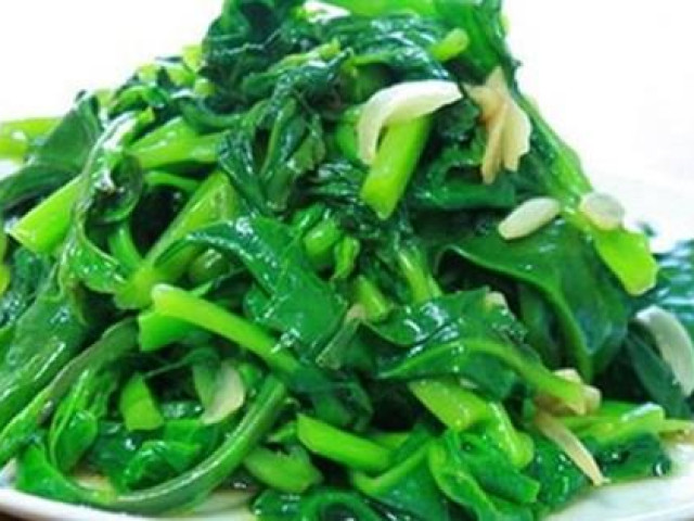Ẩm thực - Xuất hiện 4 dấu hiệu này chứng tỏ cơ thể bạn"đại kỵ" với rau mồng tơi