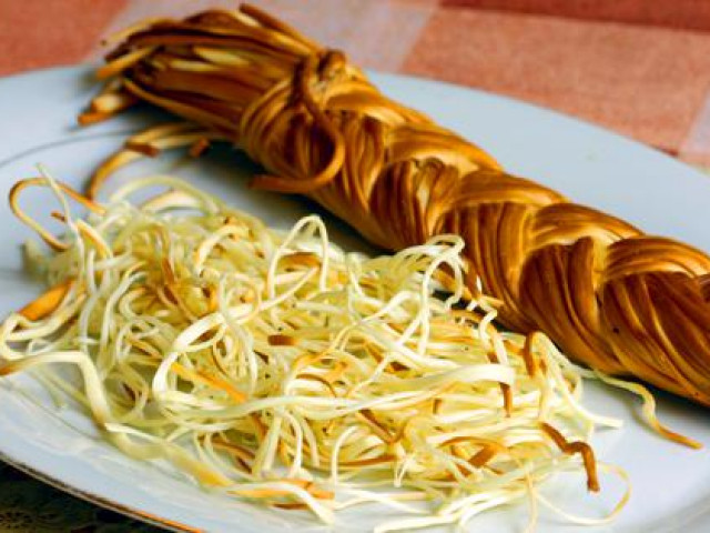 Sức khỏe đời sống - Ăn pho mát cùng với thức uống này rất nguy hại sức khỏe nhưng nhiều người không biết