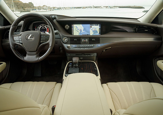 Lexus LS facelift sẽ trang bị hệ truyền động V8 - 3
