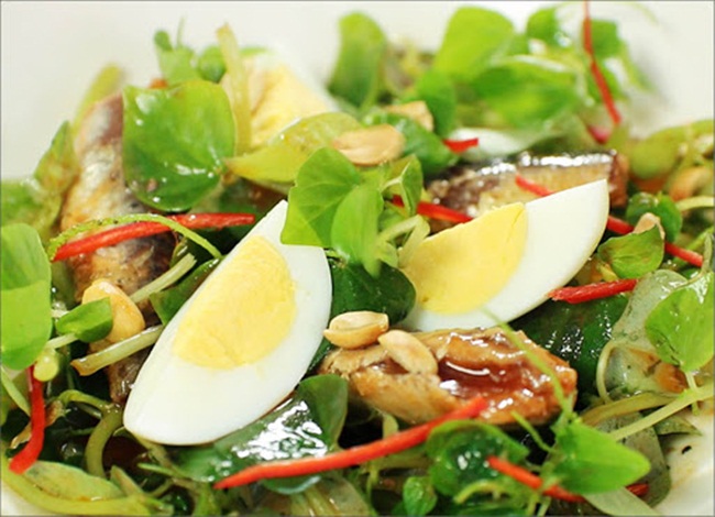 Loại rau này chứa nhiều nước, vitamin, sắt, kali, magie và các giá trị dinh dưỡng khác.