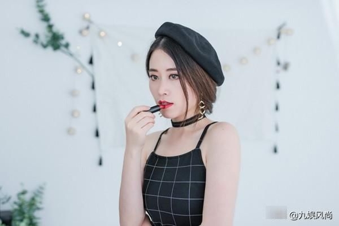 Nữ YouTuber là "thánh ăn công sở", thu nhập 181 tỷ/năm khiến ai cũng choáng - 4