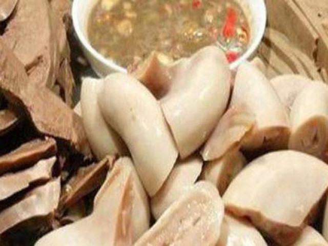 Ẩm thực - Thử thêm thìa này khi rửa, đảm bảo lòng hết sạch mùi hôi, luộc giòn, ngon sần sật