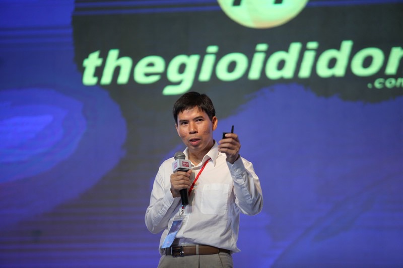 Chủ tịch Nguyễn Đức Tài chỉ mua vào được 200.000 cổ phiếu.