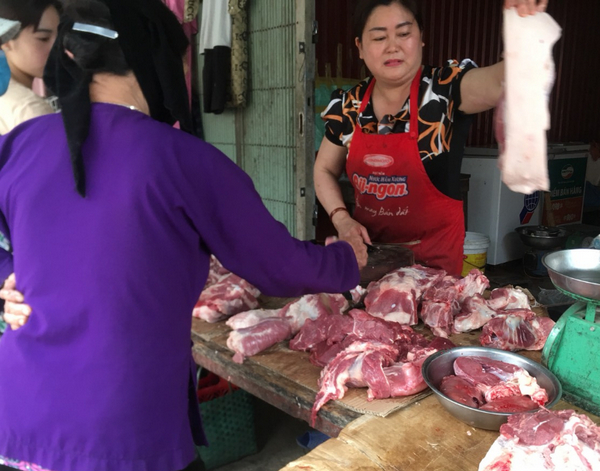 Những mặt hàng được săn lùng và không ngừng tăng giá trong "cơn bão" Covid-19 - 3