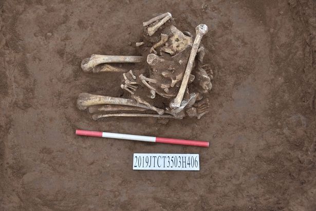 Các nhà khảo cổ học phát hiện một bộ hài cốt không đầu trong tư thế quỳ và hai tay bị trói ở tỉnh Hà Nam,&nbsp;Trung Quốc
