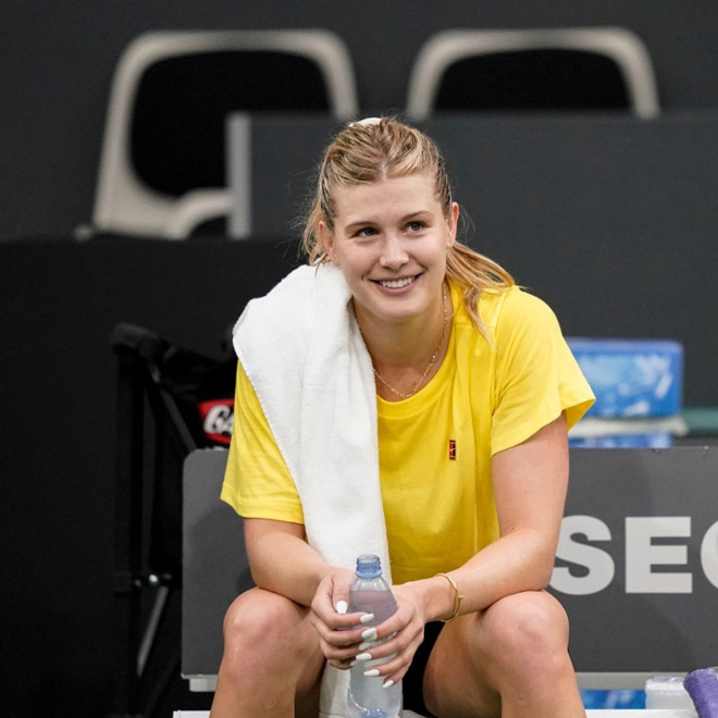 Bouchard ra giá cho các fan nếu muốn xem mình thi đấu và ăn tối với cô