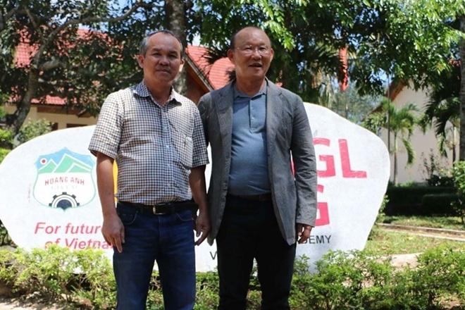 Chuyện 3 ông bầu làm thay đổi bóng đá Việt - 1