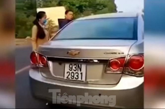 Xe ô tô của cựu Phó chủ tịch HĐND chống kiểm dịch COVID-19 liên quan đến vụ TNGT? - 2