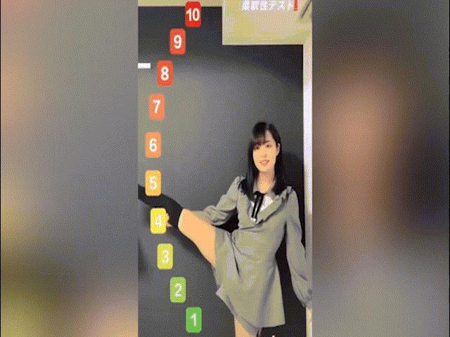 Làm đẹp - Trào lưu xoạc chân thẳng tắp đang gây sốt của nữ sinh Trung Quốc, Nhật Bản...