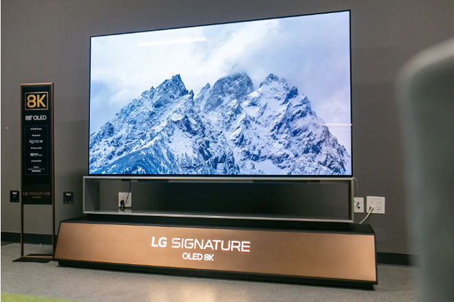 LG bất ngờ công bố TV OLED 8K 88 inch lớn nhất thế giới - 1