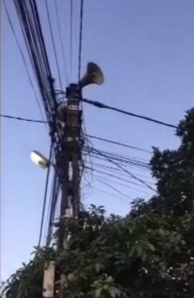 Cụm loa ở xã Phú Mậu phát tiếng Trung Quốc