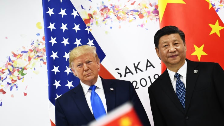 Tổng thống Mỹ Donald Trump và Chủ tịch Trung Quốc Tập Cận Bình tại hội nghị G20 năm 2019.
