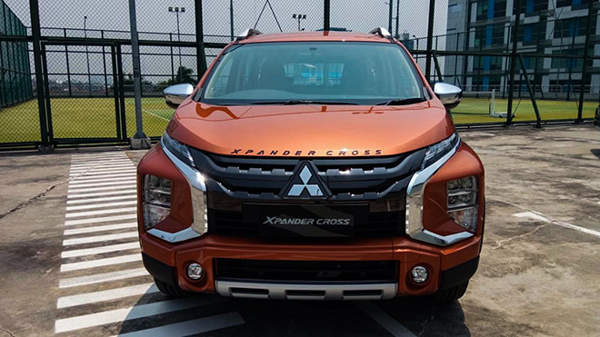 So sánh Suzuki XL7 và Mitsubishi Xpander Cross, ngang tài nhưng chênh giá - 12