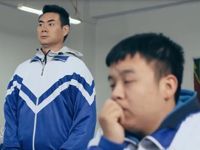 Video Clip Cười - Người thông minh quá đôi lúc lại tự hại bản thân mình