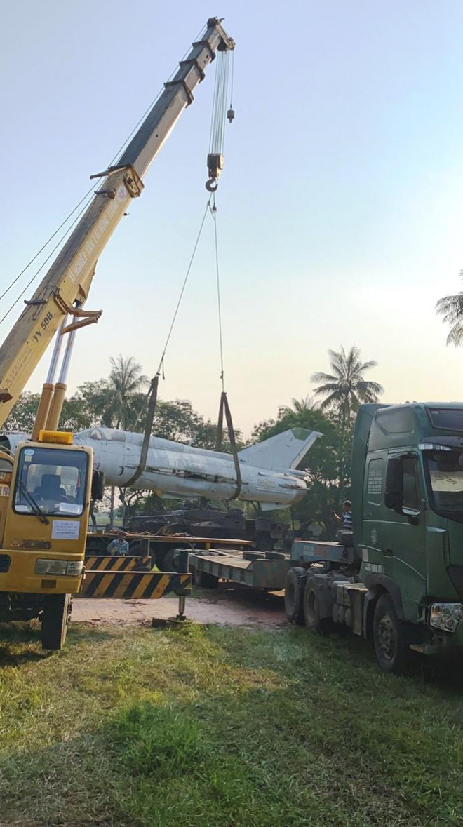 Sau 44 năm “ở nhờ” tại di tích Quốc Tử Giám triều Nguyễn, Bảo tàng lịch sử TT-Huế đã có “nhà mới” theo quyết định di dời mới đây của UBND tỉnh TT-Huế. Việc di dời các hiện vật “khủng” trưng bày ngoài trời này sẽ hoàn thành trước ngày 19/5/2020.