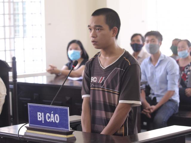 Pháp luật - Thanh niên "phê" ma túy, cướp xe, đánh CSGT ở chốt kiểm dịch COVID-19 lĩnh án