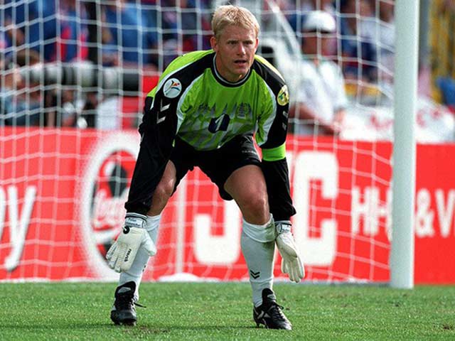 Bóng đá - “Siêu tiền đạo” trong khung thành: Huyền thoại MU Schmeichel là "vua đá 11m"