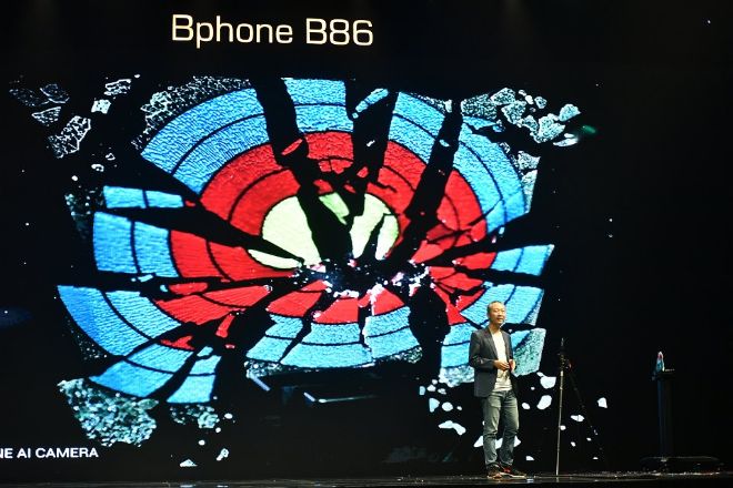 Bphone B86 ra mắt - “tốt cả gỗ, đồng thời tốt cả nước sơn” - 3