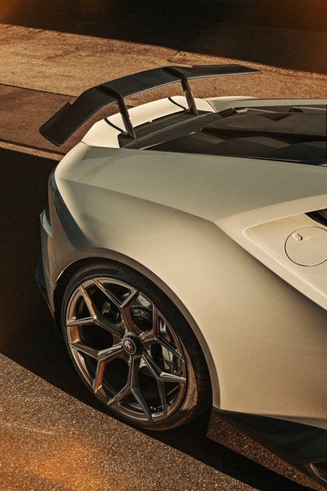 "Siêu bò" Lamborghini Huracan EVO hầm hố với ngoại hình bắt mắt - 5