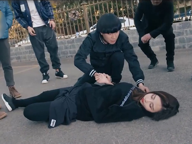 Video Clip Cười - Cao thủ không bằng tranh thủ