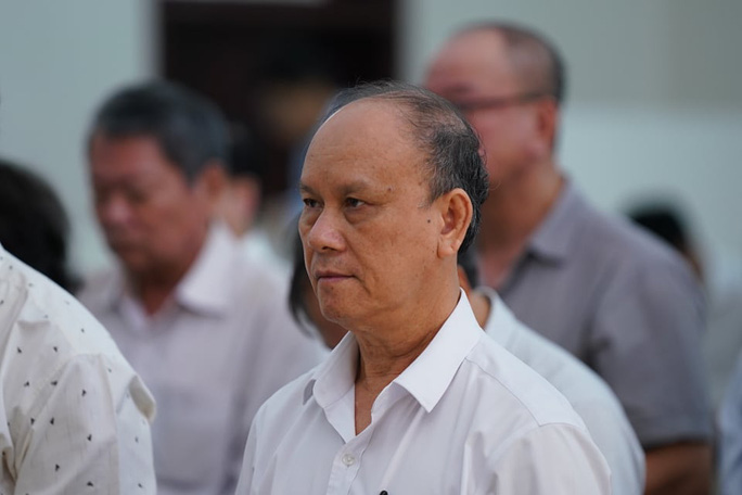 Hai nguyên chủ tịch Đà Nẵng bị tuyên tổng cộng 27 năm tù, bắt giam tại tòa - 2