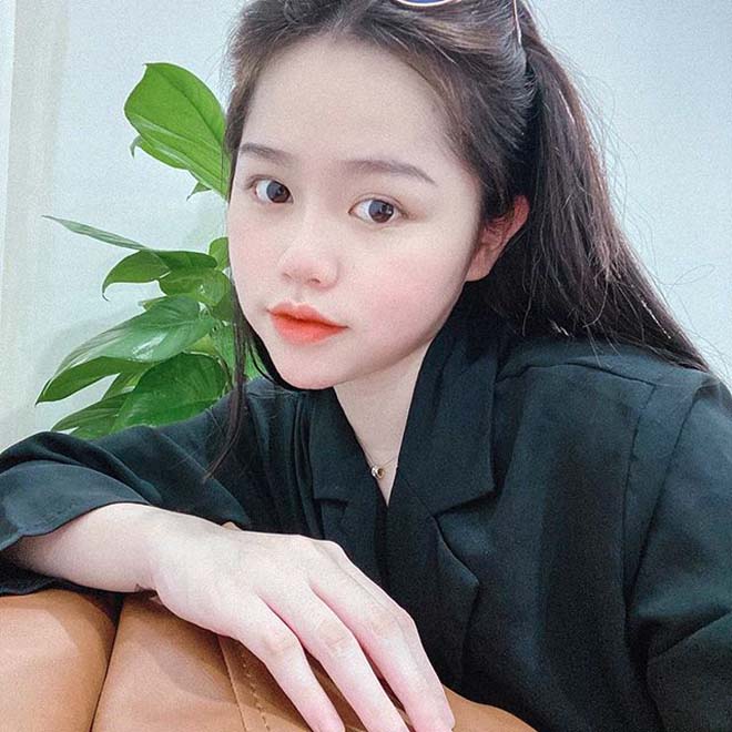 Quang Hải bất ngờ công khai bạn gái “hot girl” mới - 6