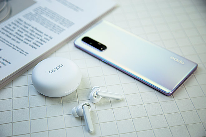 Bộ đôi phong cách OPPO Reno3 Pro và tai nghe True Wireless OPPO Enco W31 - 1