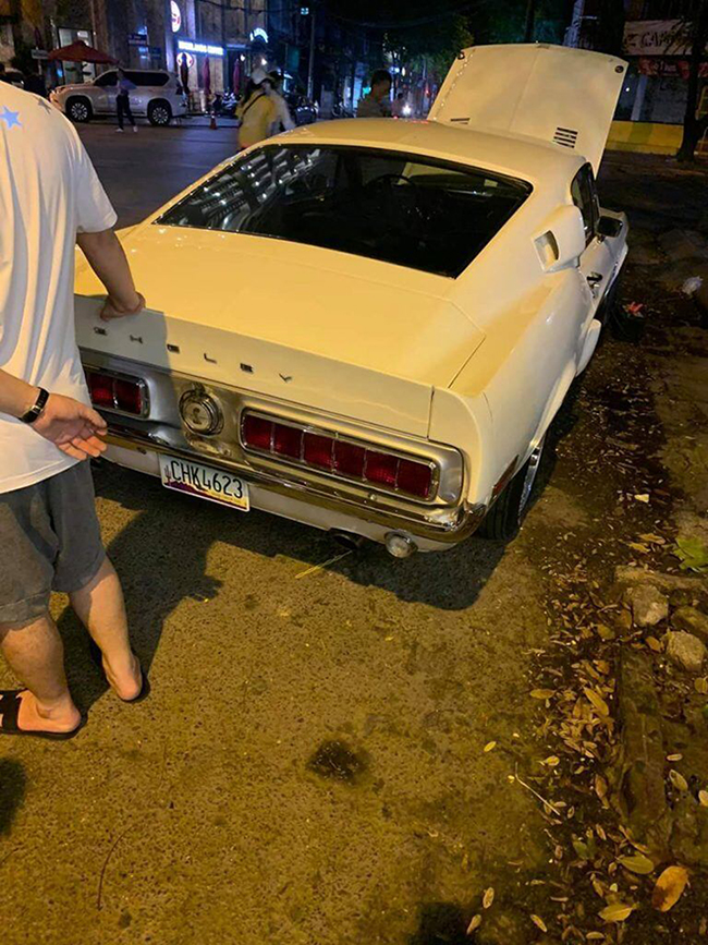 Tại Việt Nam, Mustang một dòng xe thể thao cơ bắp được ưa chuộng với nhiều đời xe từ cổ chí kim đã được đưa về nước
