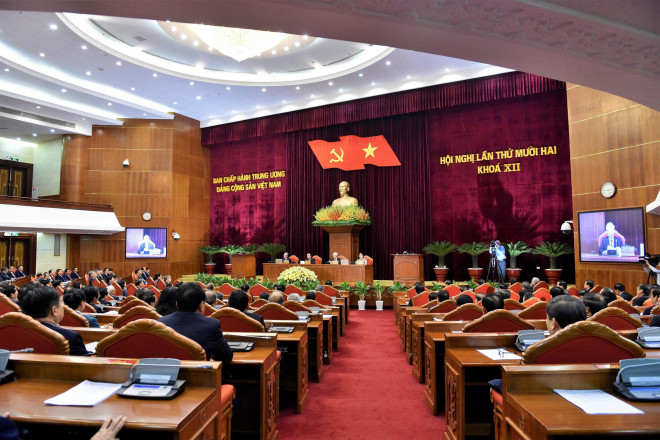 Bế mạc Hội nghị Trung ương 12, quyết định phương hướng nhân sự khóa XIII - 4