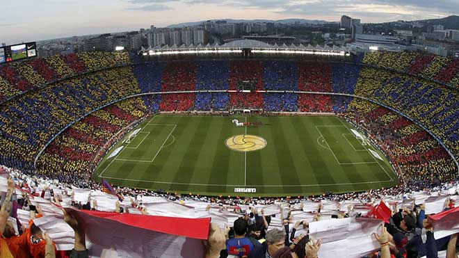 Barca kiệt quệ tài chính, "quỵt tiền" 85.000 fan: Nguyên nhân từ đâu? - 1