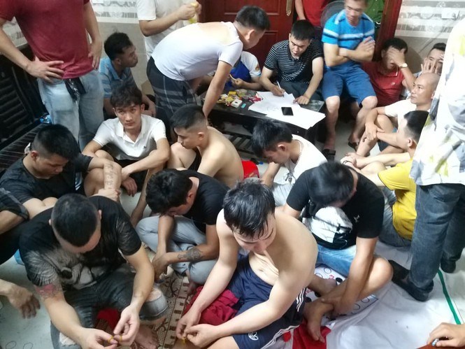 Hiện trường nơi công an phát hiện và bắt giữ nhóm đối tượng.