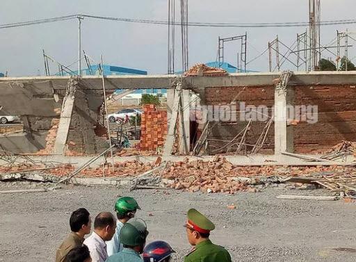 Hiện trường vụ&nbsp;sập tường công trình&nbsp;xây dựng tại KCN Giang Điền