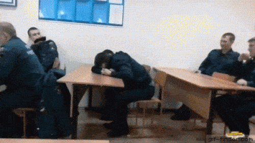 Chớ dại dột đi ngủ khi lũ bạn vẫn còn thức - 5