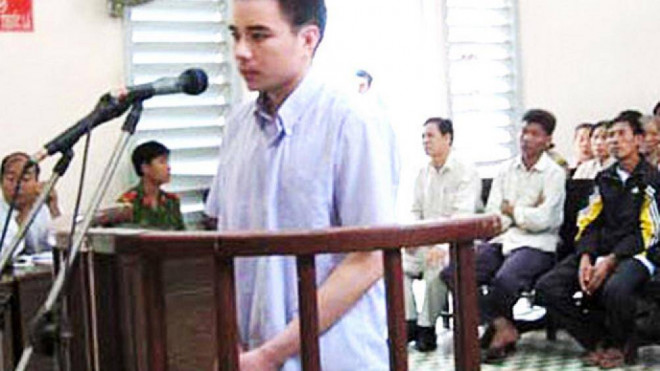 Tòa án 2 cấp sơ và phúc thẩm đều tuyên án tử hình đối với Hồ Duy Hải về tội "Giết người", "Cướp tài sản"