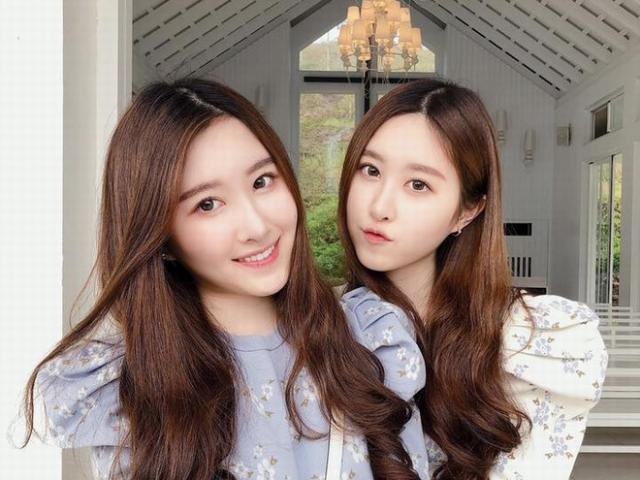 Bạn trẻ - Cuộc sống - Nhan sắc như nữ thần của cặp song sinh được mệnh danh "mỹ nhân tương lai"