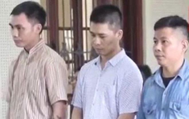 Ba bị cáo Hoàng Nghĩa Văn, Cho Mua, Mùa Bá Và tại phiên tòa sơ thẩm.&nbsp;