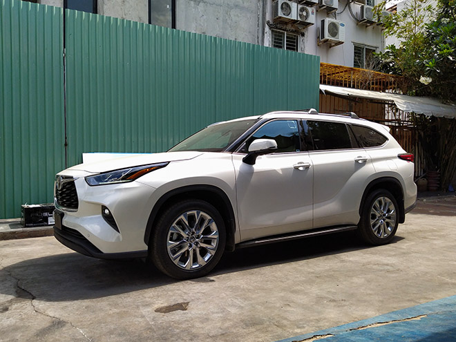 Chi tiết xe SUV Toyota Highlander thế hệ mới đầu tiên tại Việt Nam - 6