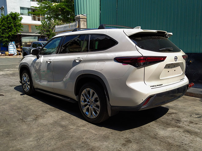 Chi tiết xe SUV Toyota Highlander thế hệ mới đầu tiên tại Việt Nam - 3