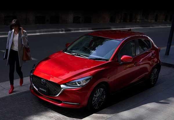 Giá xe Mazda niêm yết và lăn bánh tất cả các dòng xe tháng 5/2020 - 5