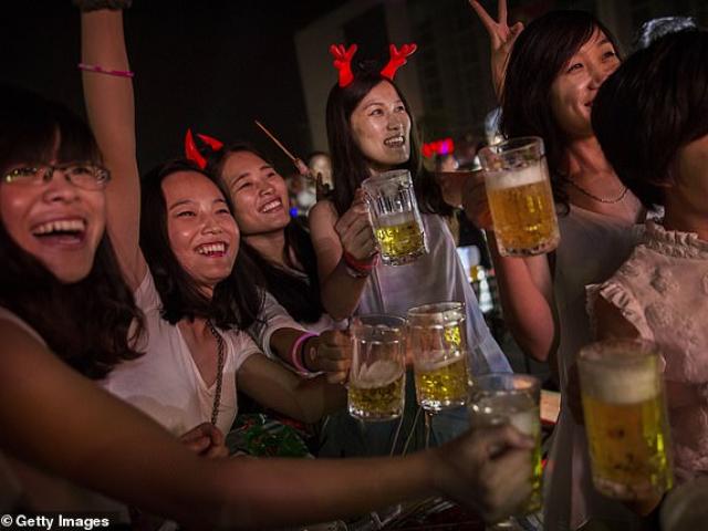 Thế giới - Bắc Kinh "giáng đòn" Úc: Bộ trưởng Úc nói chính dân Trung Quốc là nạn nhân