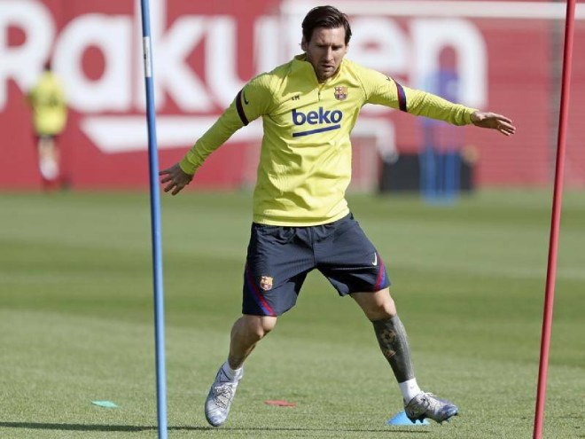 Messi nghĩ ra bài tập cực "dị"