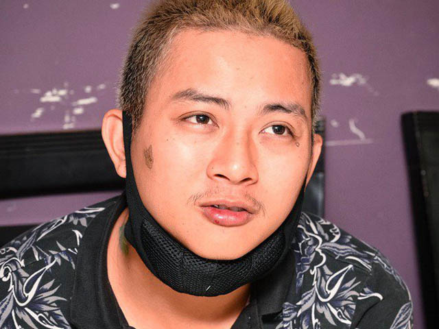 Ca nhạc - MTV - Con trai nuôi Hoài Linh về quê chữa bệnh khiến nhạc sĩ vượt 100km đến tận nhà làm điều này